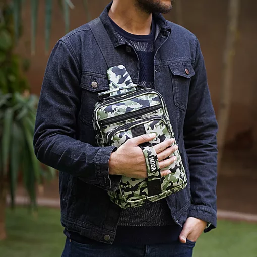 ⁦شنطة كتف  مموه⁩ - الصورة ⁦3⁩