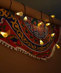 فرع زينة مضيئ